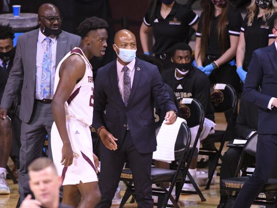 Texas State begins under Johnson era with 98-59 win over UMHB