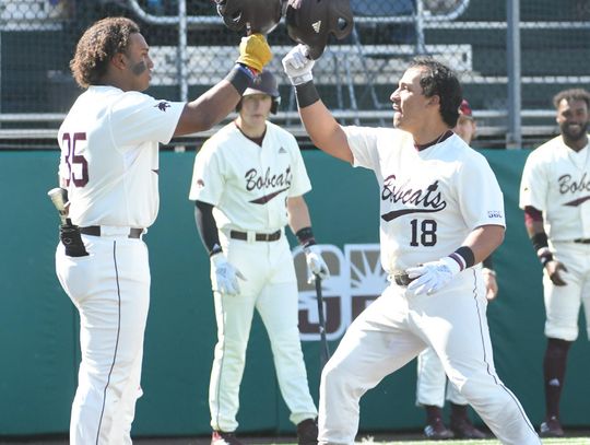 Texas State blows out Northwestern in sweep