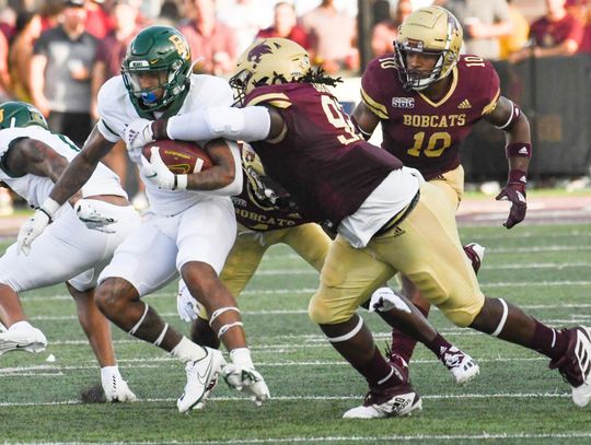 Texas State takes walk-off win against FIU in overtime, 23-17