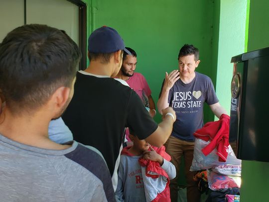 Texas State UCM distributes goods in Eagle Pass