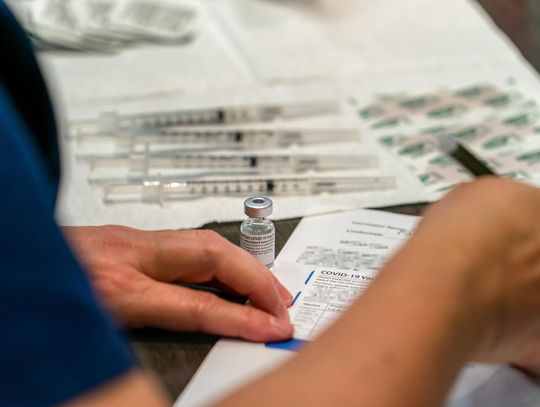 There are far more Texans eligible for the COVID-19 vaccine than doses available. Here’s what you need to know about getting one.