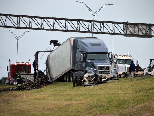 Truck fire snarls San Marcos traffic