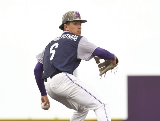 Vasquez dominants both on the mound and plate