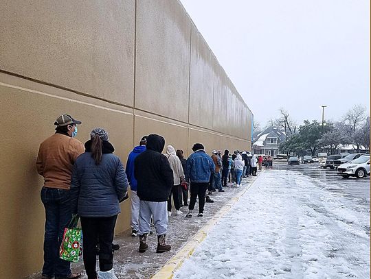 Wednesday Updates: Grocery store openings, warm shelters available 