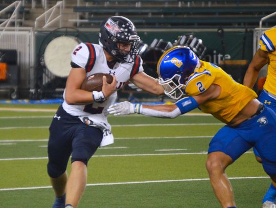 Wimberley knocks off Brock in interclass slugfest