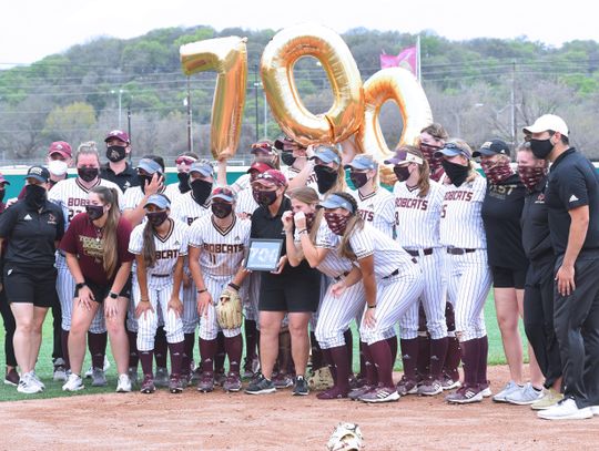 Woodard earns 700th career win