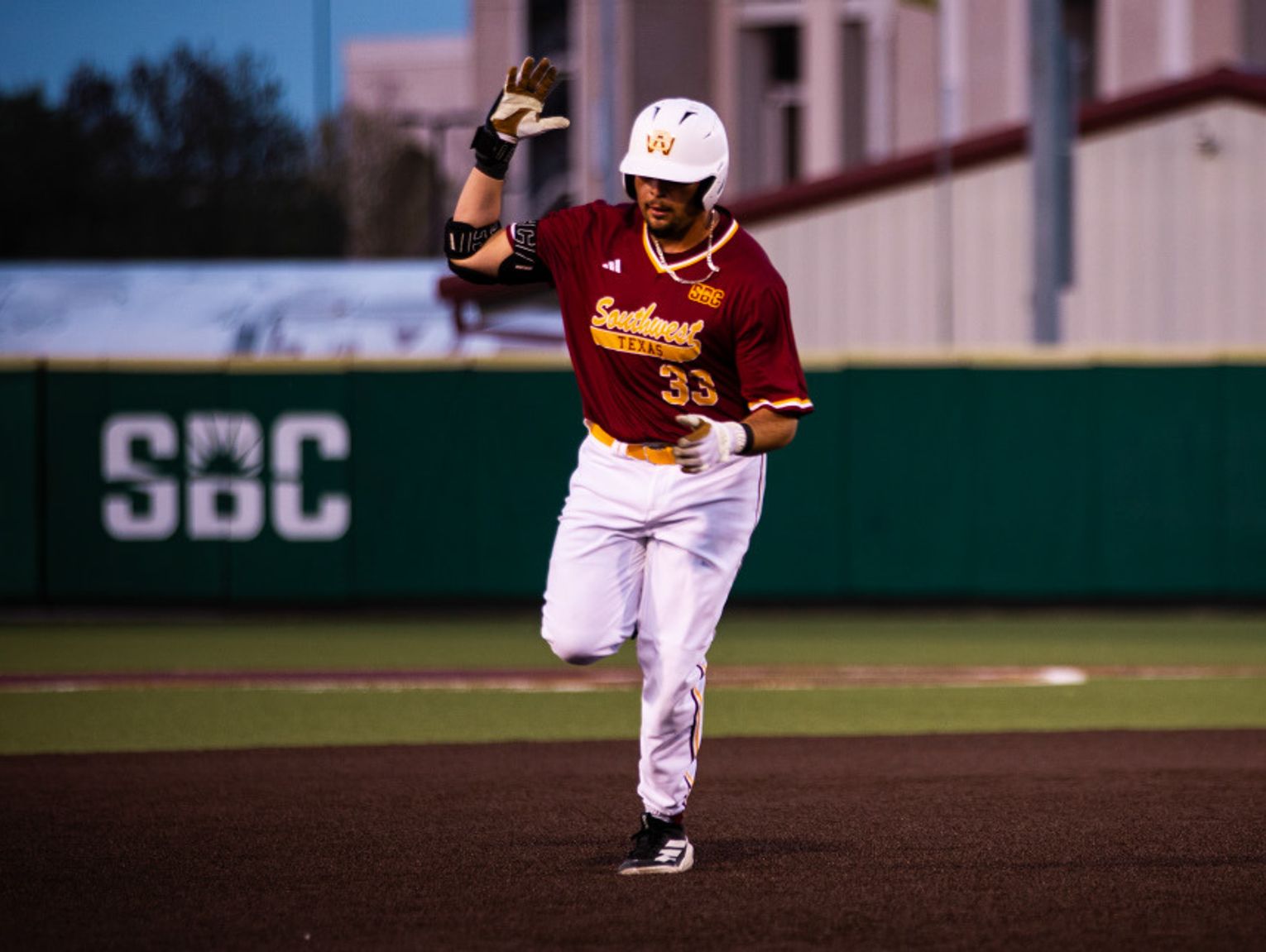 Bobcats beat Washington State in offensive shootout