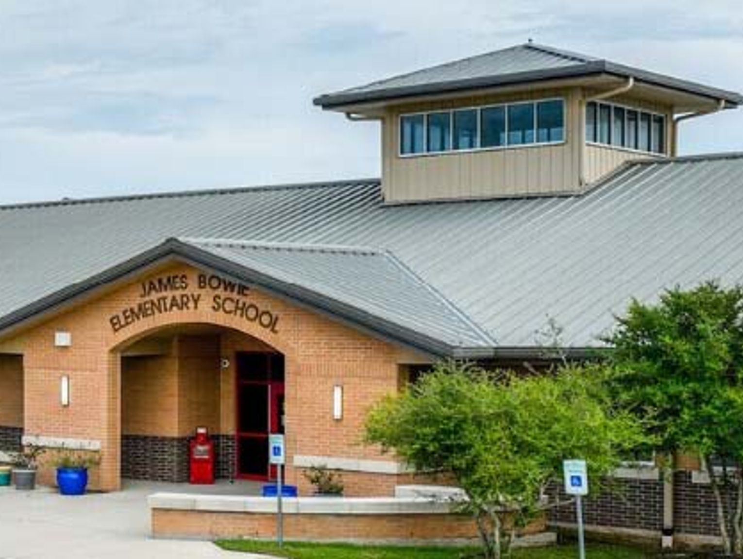 SMCISD approves turnaround plan for Bowie Elementary