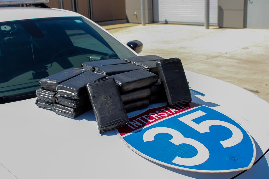 25 kilograms of cocaine seized by Sheriff's Office during Kyle traffic stop 25 kilograms of cocaine seized by Sheriff's Office during Kyle traffic stop