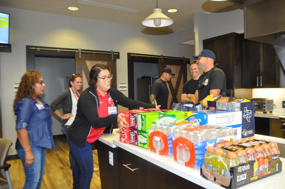 A MISSION TO SERVE: Nosotros La Gente celebrates 25th anniversary A MISSION TO SERVE: Nosotros La Gente celebrates 25th anniversary