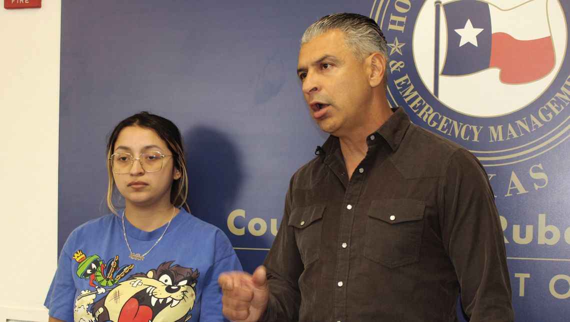 Activists challenge police stop that led to ICE detention Activists challenge police stop that led to ICE detention