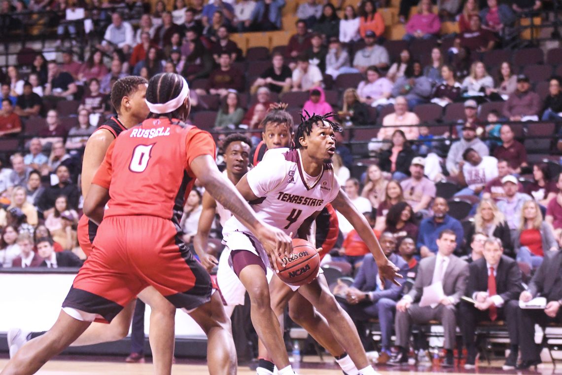 Adams' 11 helps Bobcats run past Ragin' Cajuns