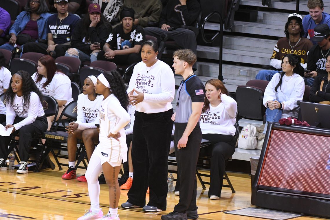 Antoine steps down as head coach after 15 seasons