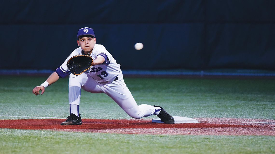 Barstow Bound: Ruben Miranda signs letter of intent with Barstow Community College