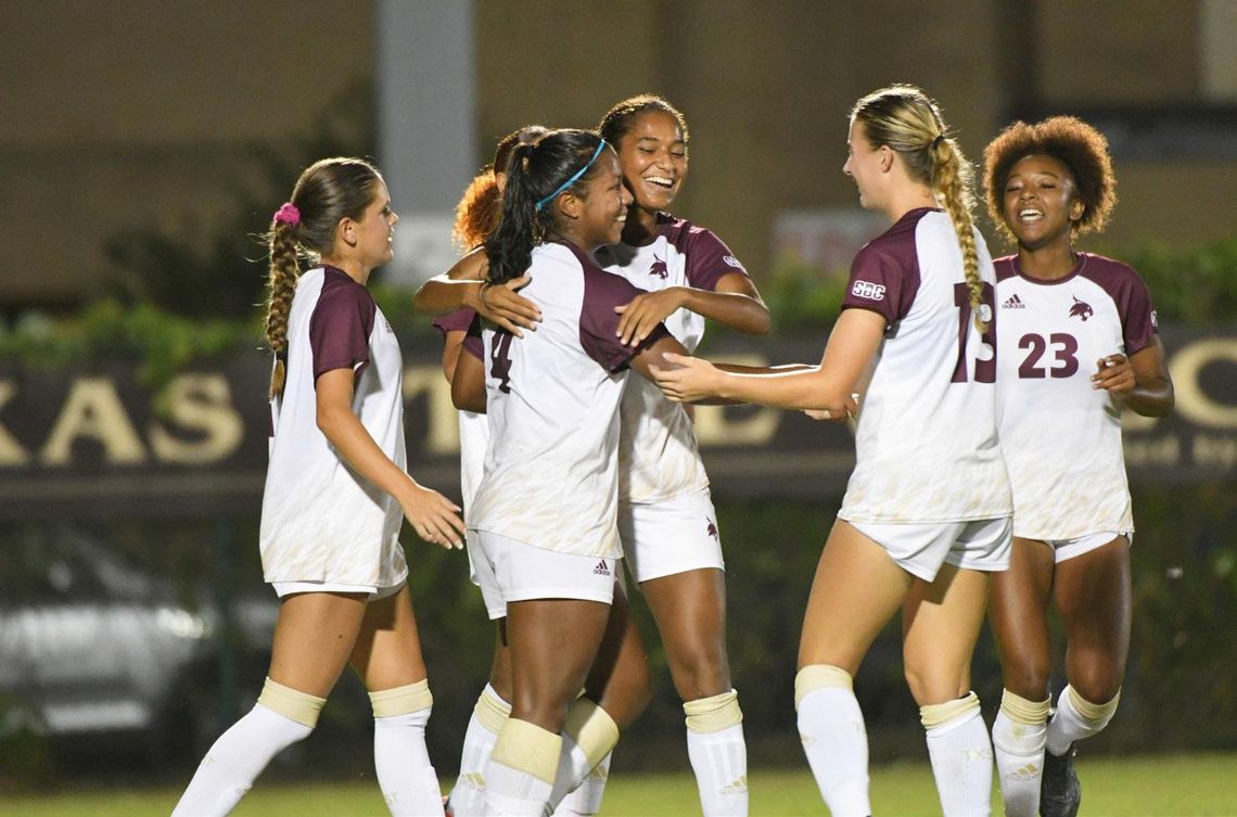 Bobcats back in win column with 4-0 win over Coastal Carolina