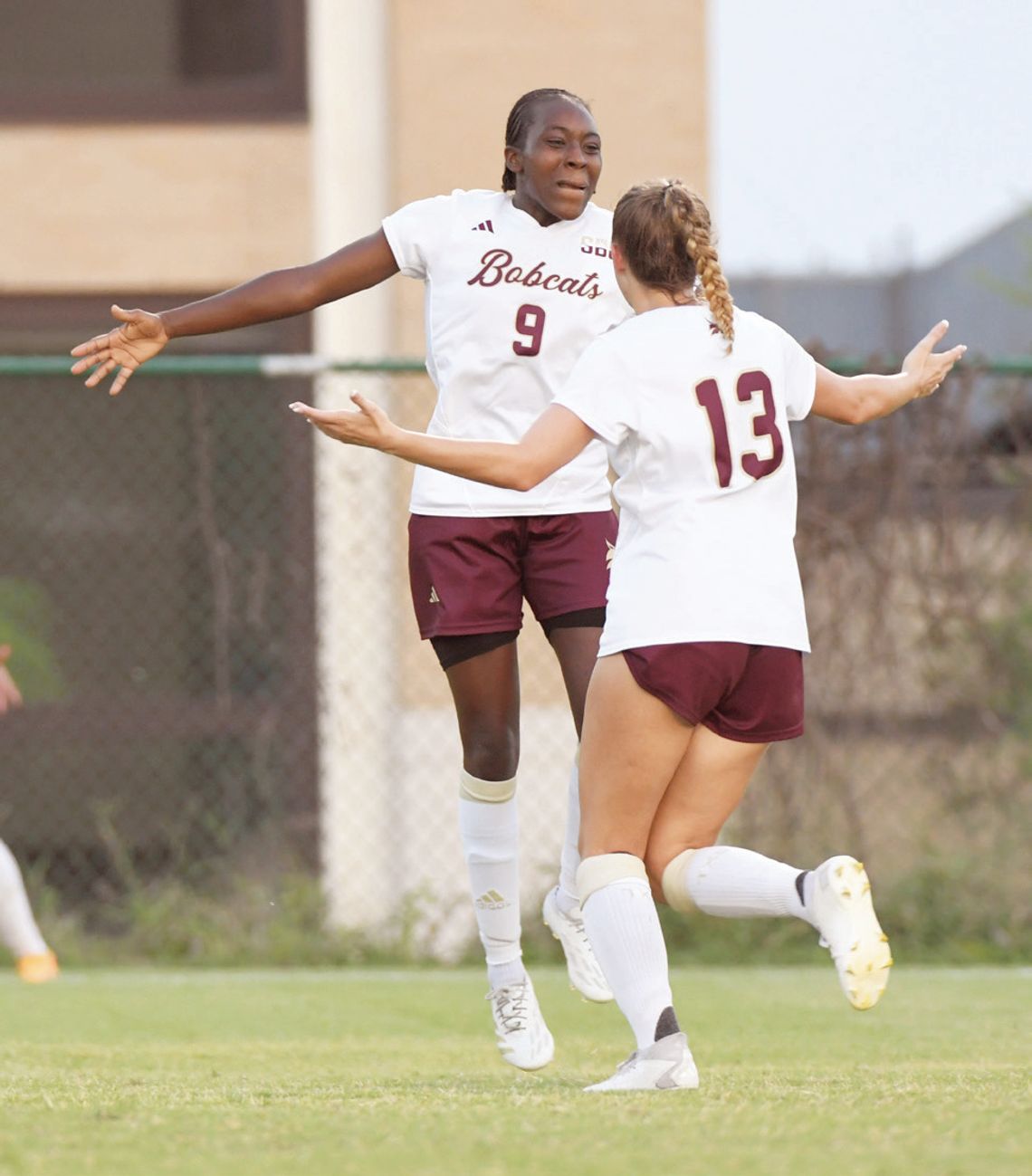 Bobcats defeat Incarnate Word in shutout victory