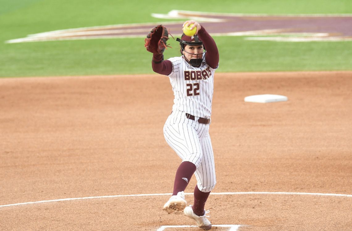 Bobcats defeat SIU in dominant win