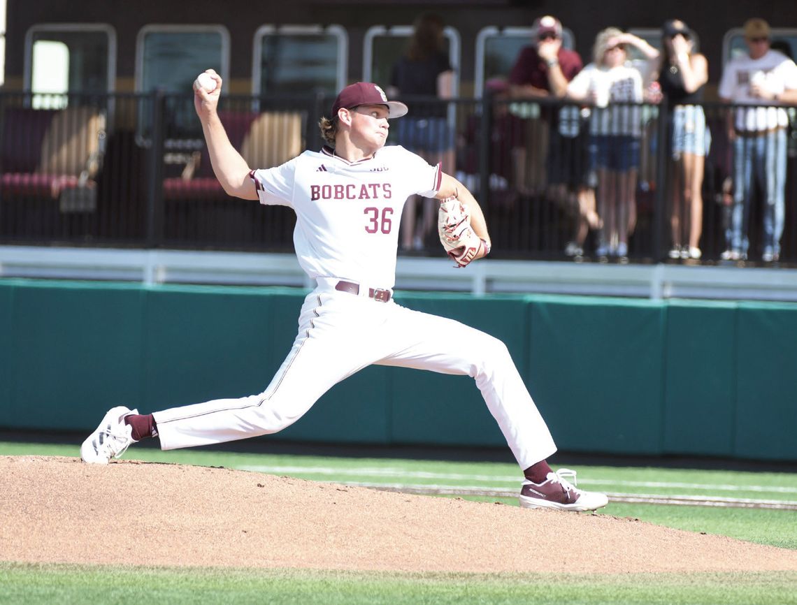 Bobcats fall at Incarnate Word following walk-off home run