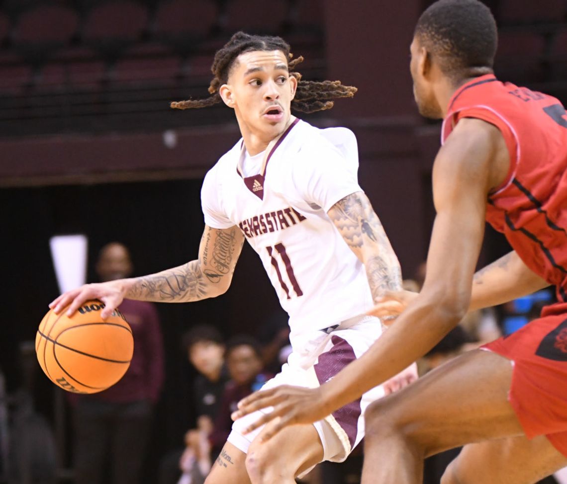 Bobcats fend off Cajun comeback in win