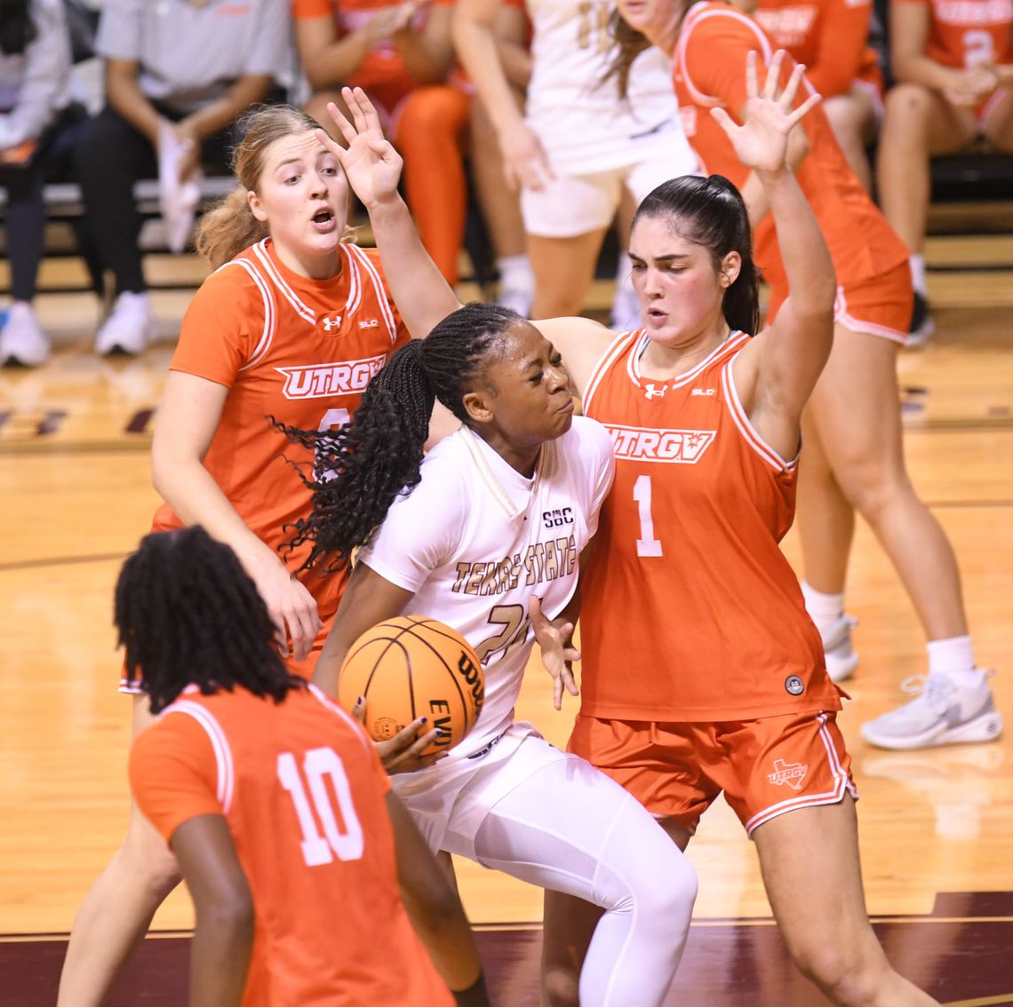 Bobcats lose fourth straight against UTRGV Bobcats lose fourth straight against UTRGV