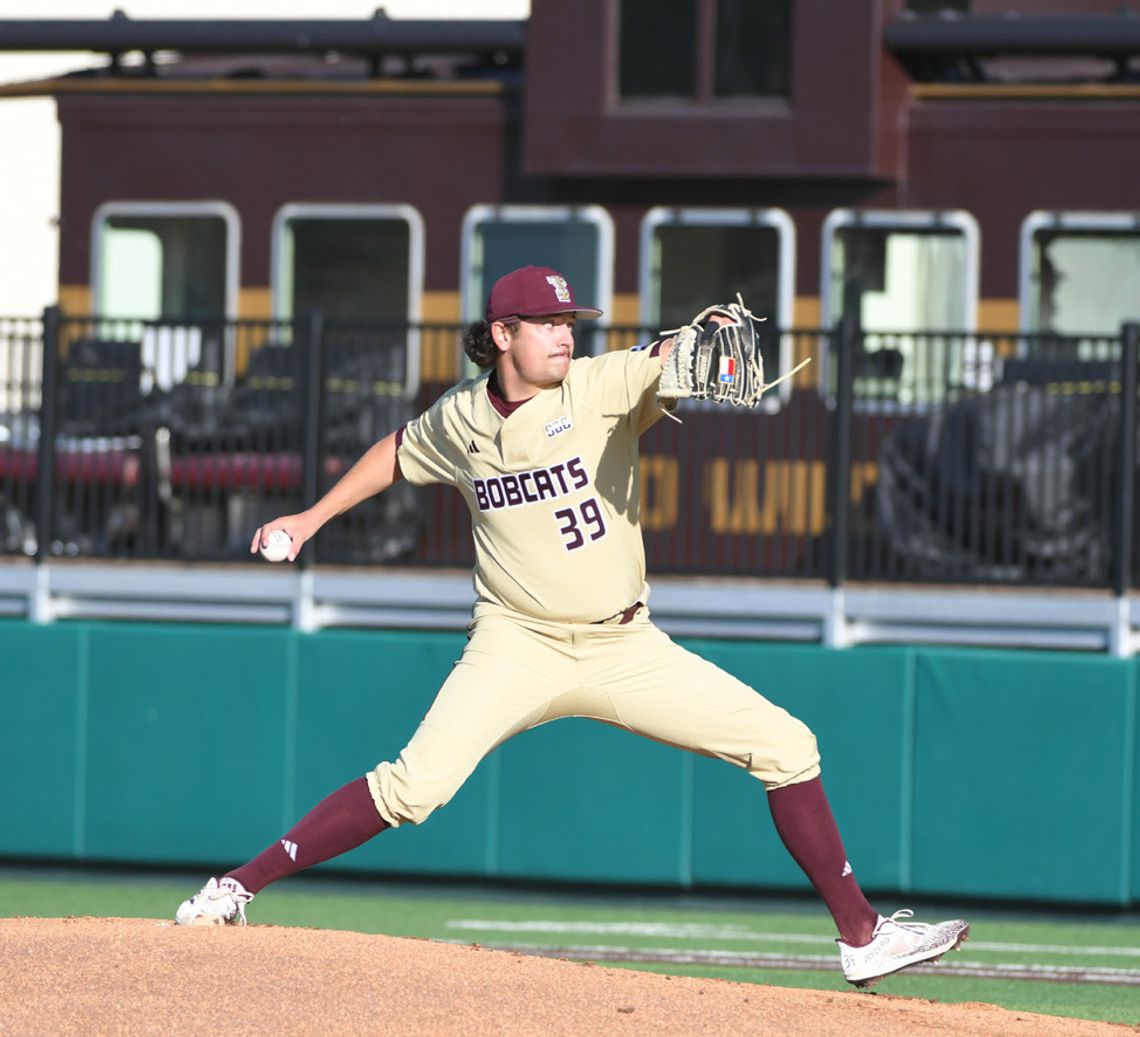 Bobcats roll through UTRGV in home win