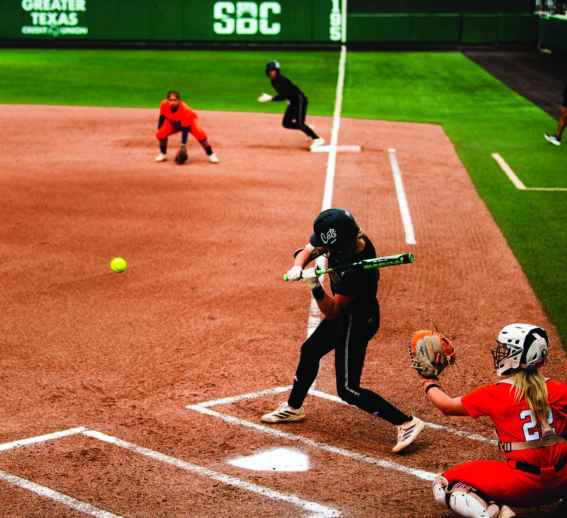 Bobcats sweep Roadrunners with 3-0 win