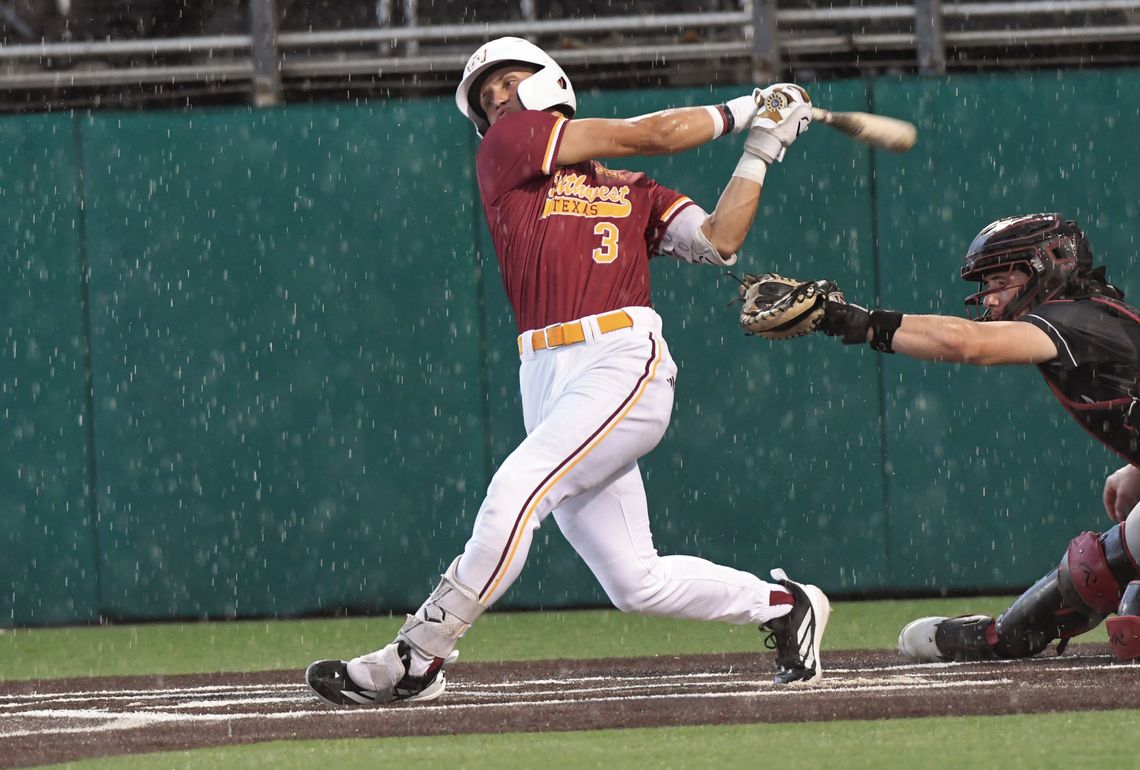 Bobcats swept in doubleheader against Troy