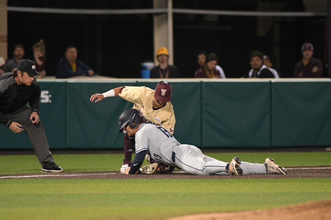 Bobcats win Cleburne College Baseball Series Bobcats win Cleburne College Baseball Series