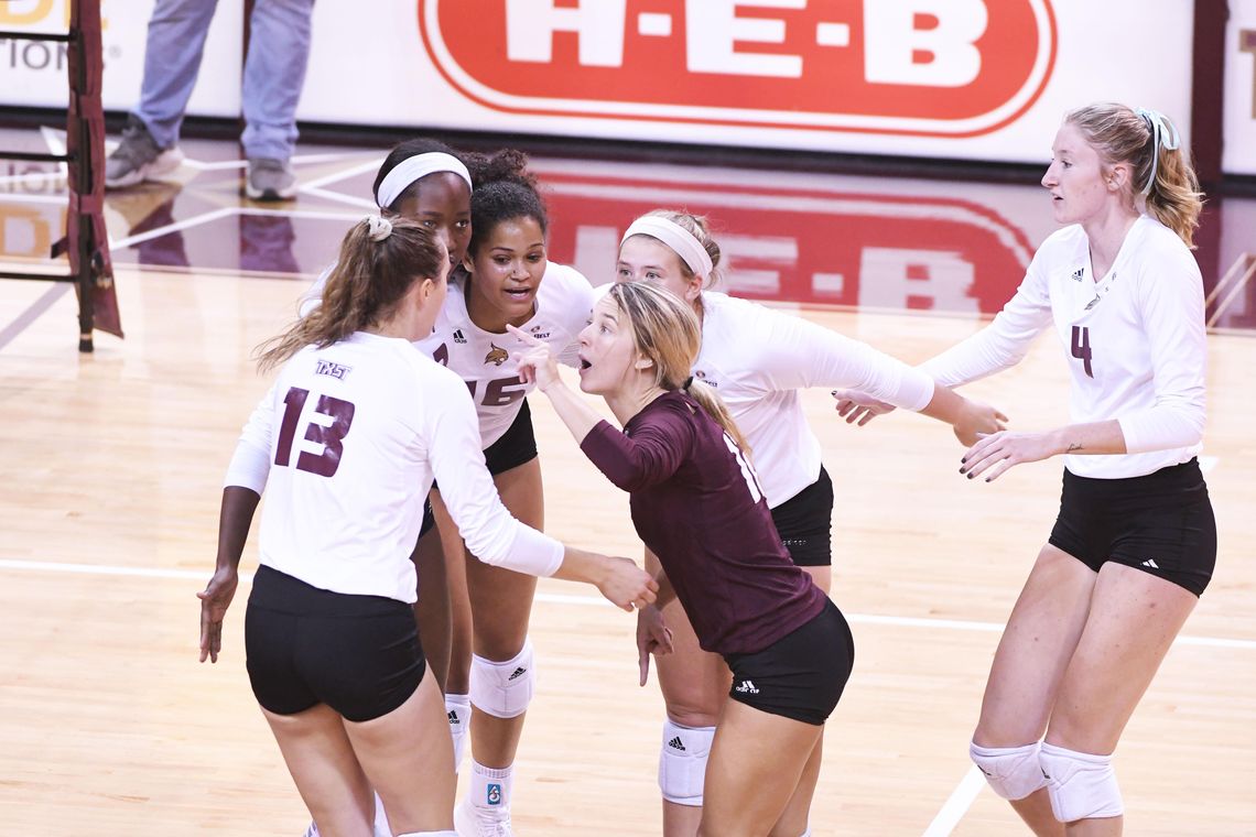 Brooke Johnson breaking out at libero for Bobcats