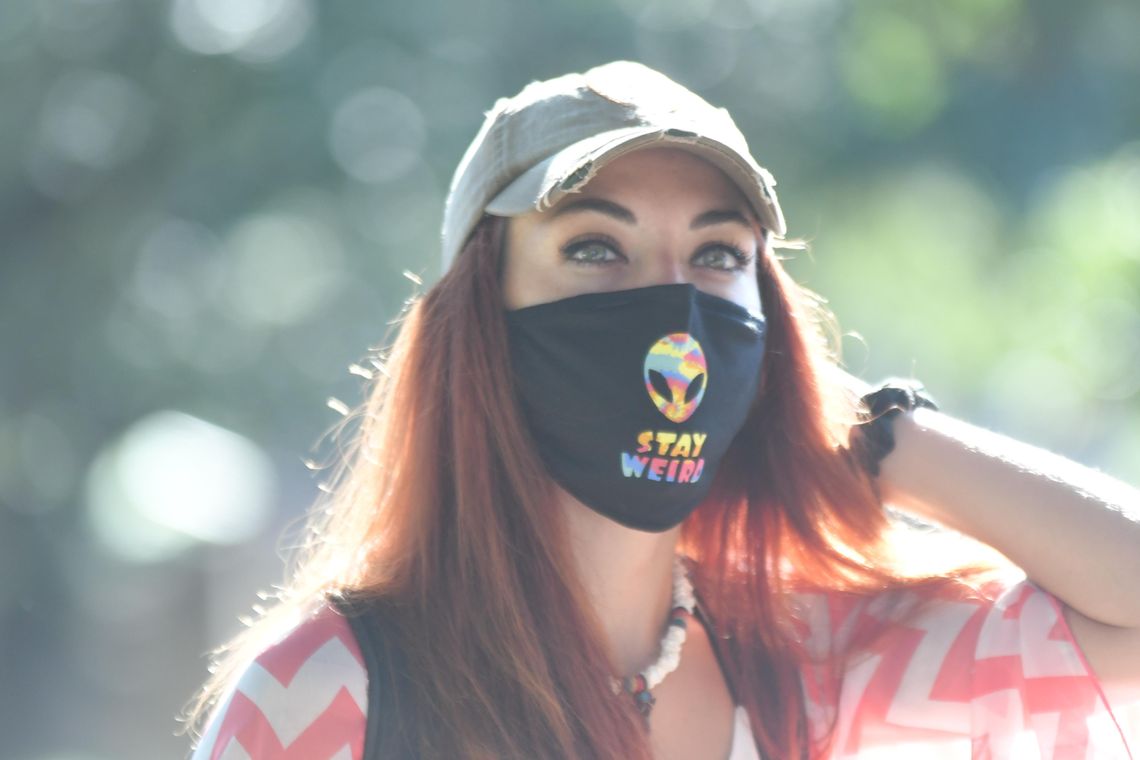 CDC: Fully vaccinated people can largely ditch masks indoors