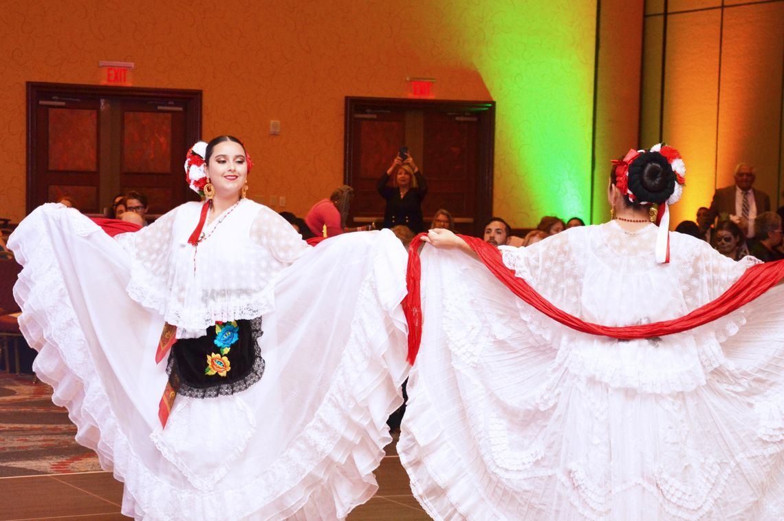 Centro Cultural Hispano de San Marcos hosts Noche de Gala 