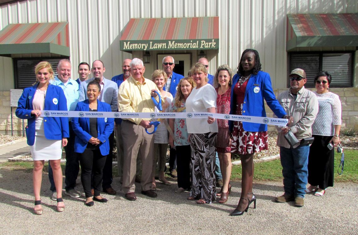 Chamber holds ribbon cutting for Memory Lawn Memorial Park