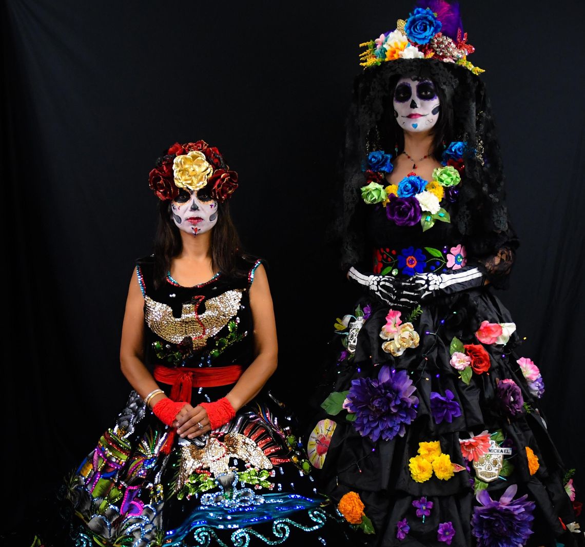 Chicas Calaveras honor loved ones through vibrant costumes Chicas Calaveras honor loved ones through vibrant costumes