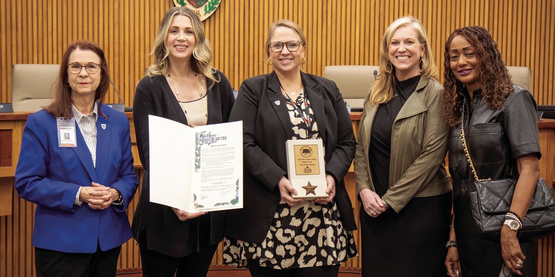 City acknowledges Lone Star Legacy Park Award for Dunbar Park City acknowledges Lone Star Legacy Park Award for Dunbar Park