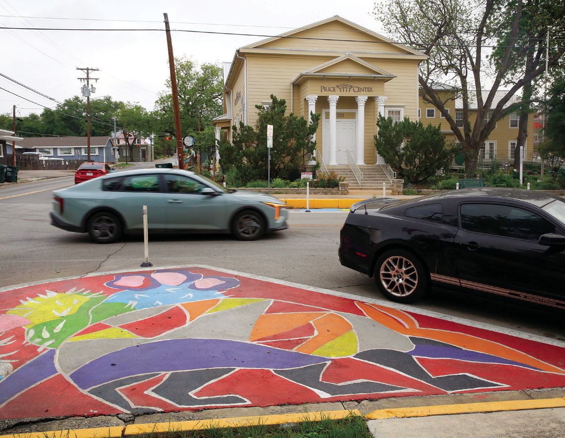 City to remove downtown painted crosswalks, curbs