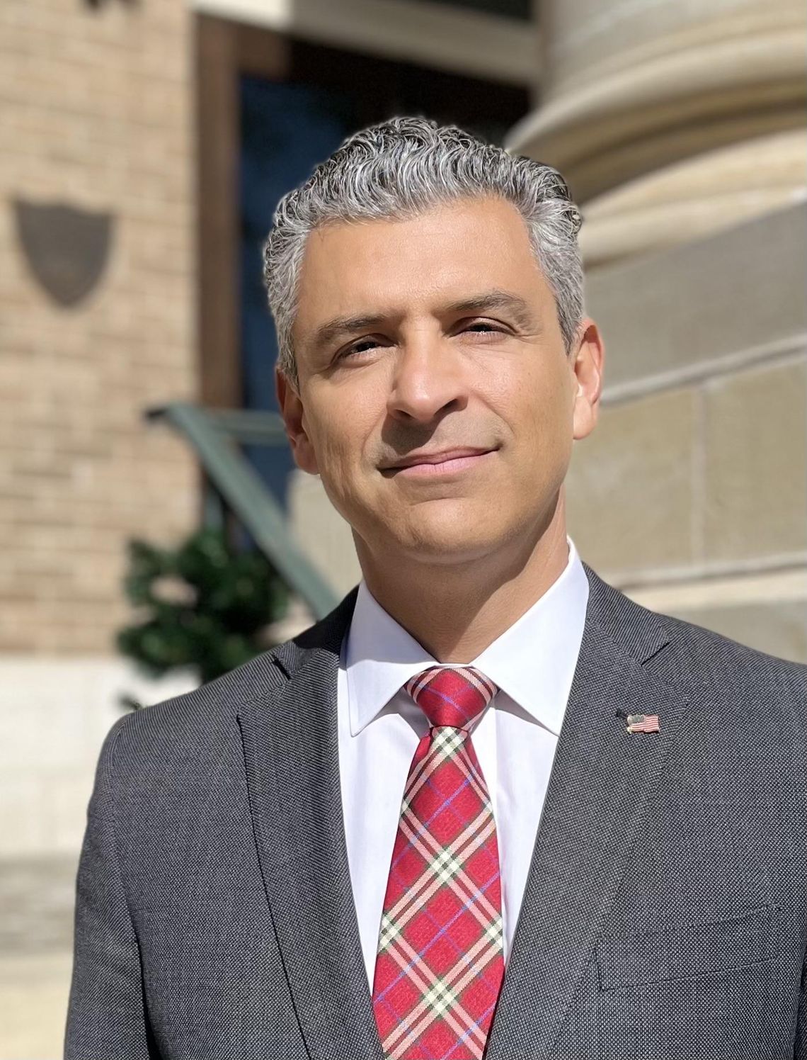 Commissioner questions judge's unpaid taxes Commissioner questions judge's unpaid taxes