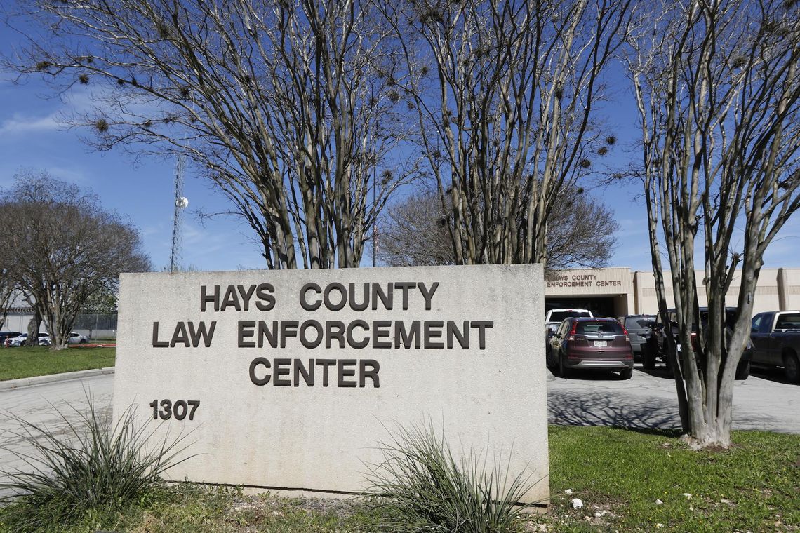 Commissioners approve county jail contract