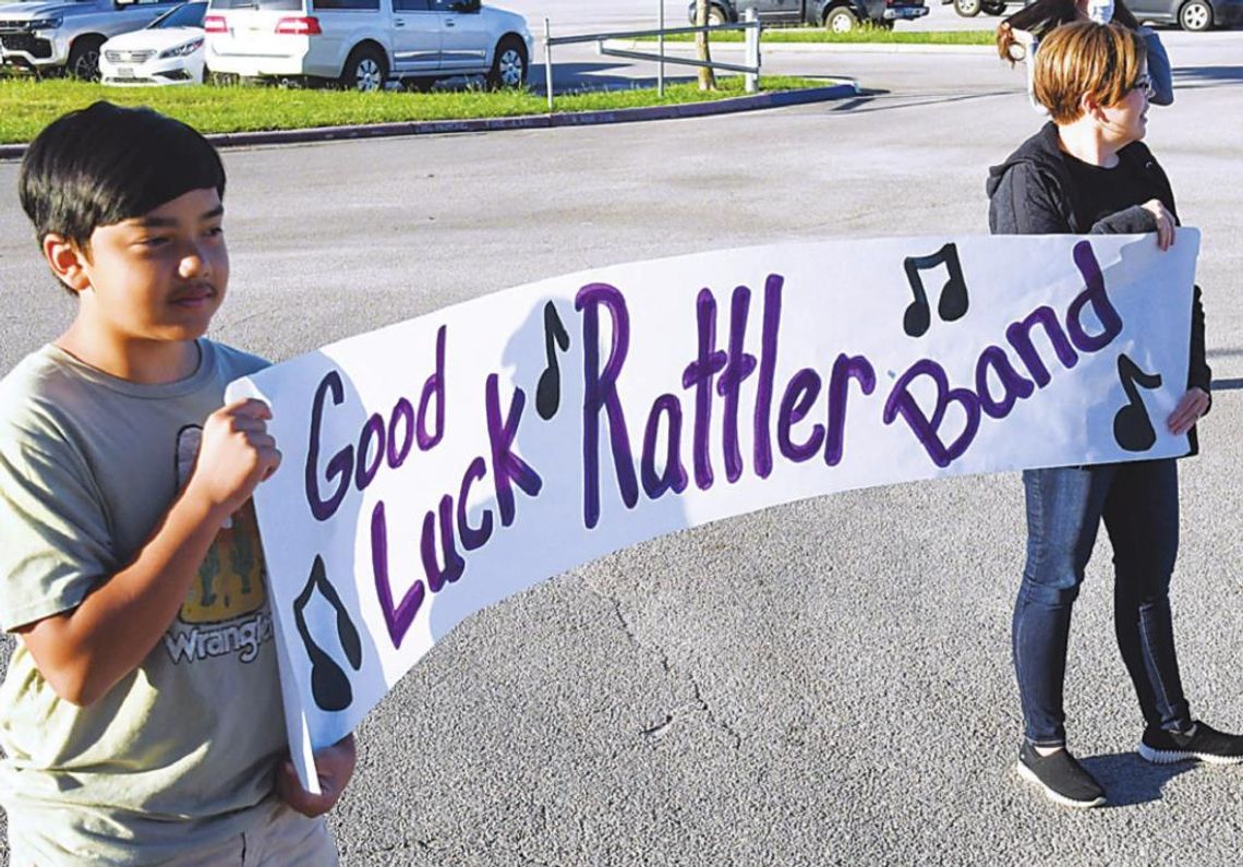 Community rallies for Rattler Band ahead of competition