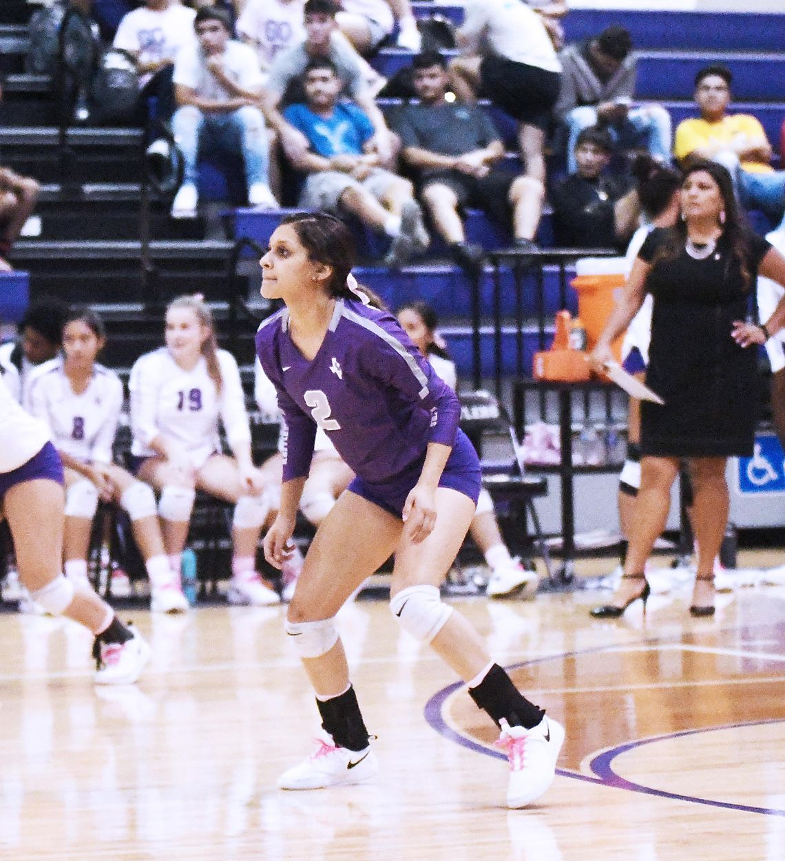 Contreras to continue volleyball career with Bulldogs