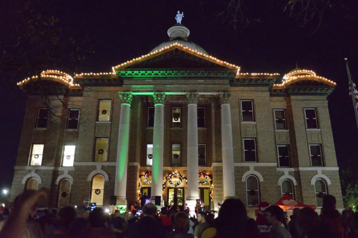 County to host annual courthouse lighting ceremony Dec. 3 County to host annual courthouse lighting ceremony Dec. 3