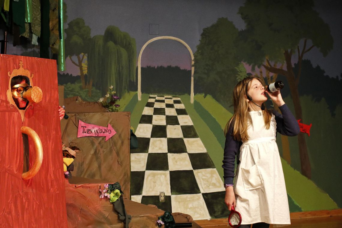 Crockett students stage ‘Alice in Wonderland’