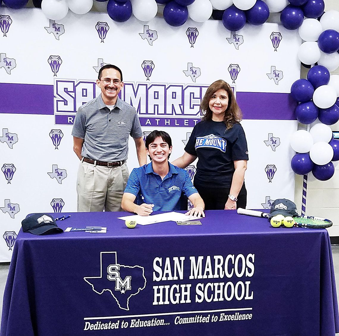 Dakota Fernandez introduces himself to Mount St. Mary’s