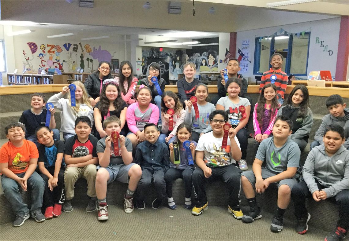 De Zavala students win at regional science fair