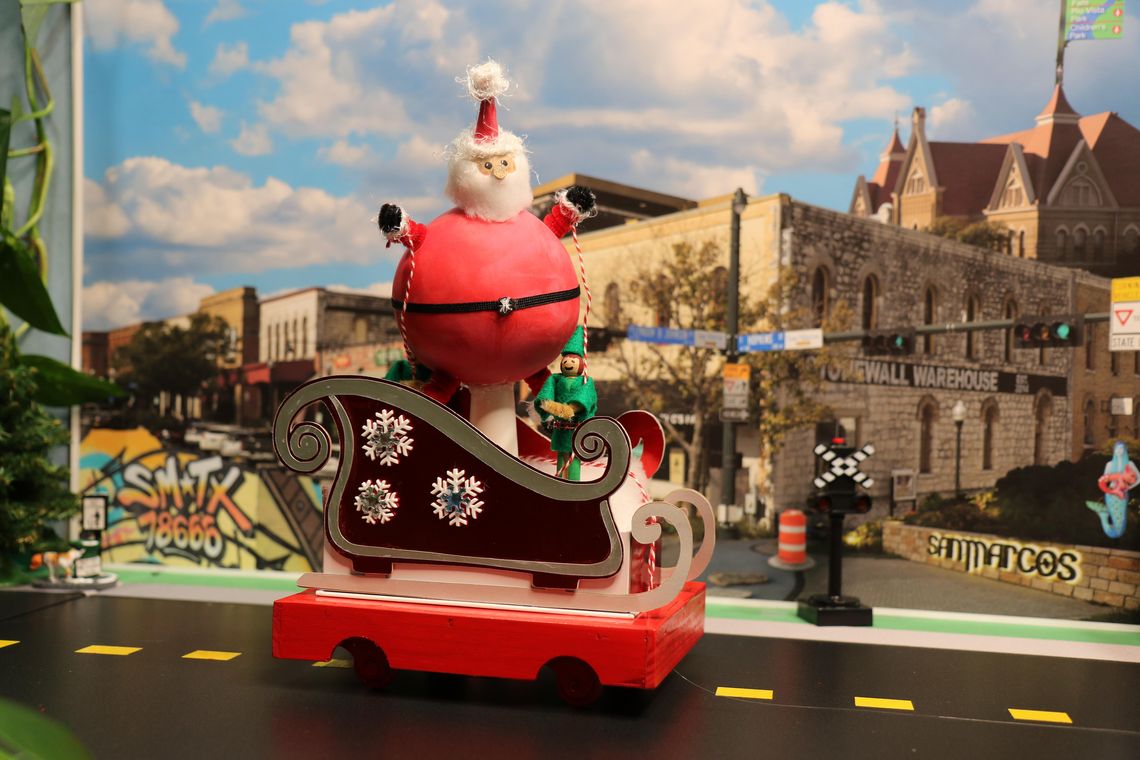 Deadline for shoebox parade submissions set for Wednesday Deadline for shoebox parade submissions set for Wednesday