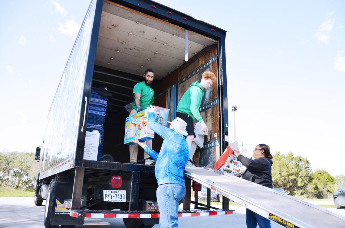 DFPS, Partnerships for Children distributes gifts for Hays County kids