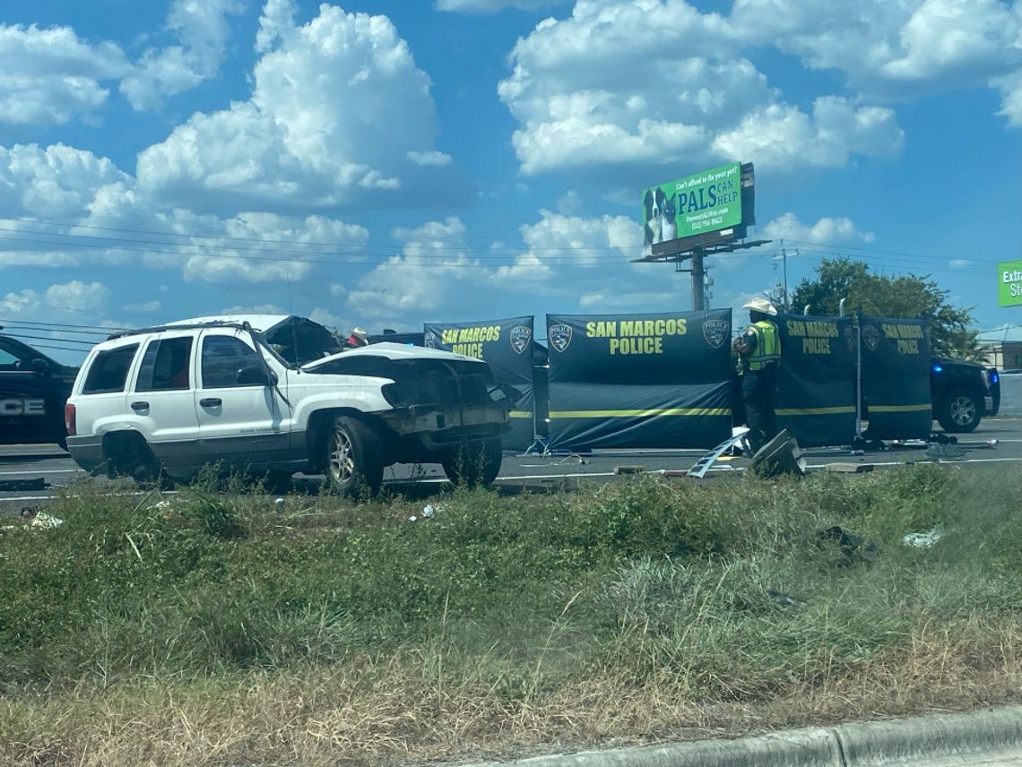 Fatal car wreck on I-35