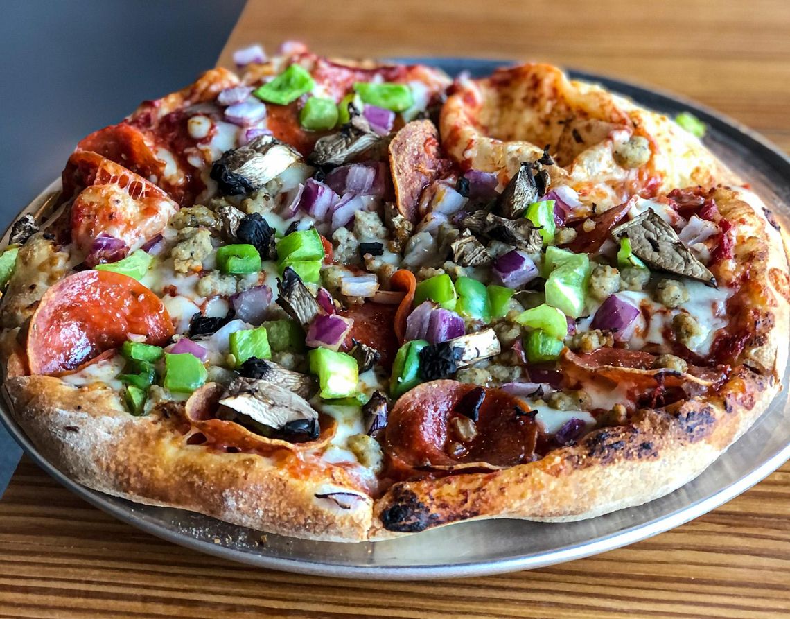 Foodie Friday: Aviator Pizza & Drafthouse