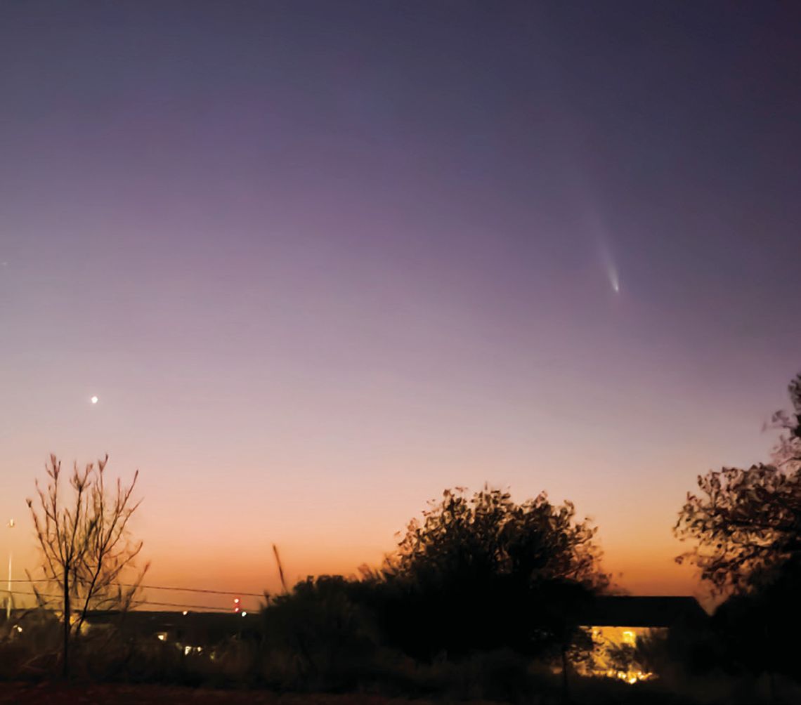 Glimpse of rare comet