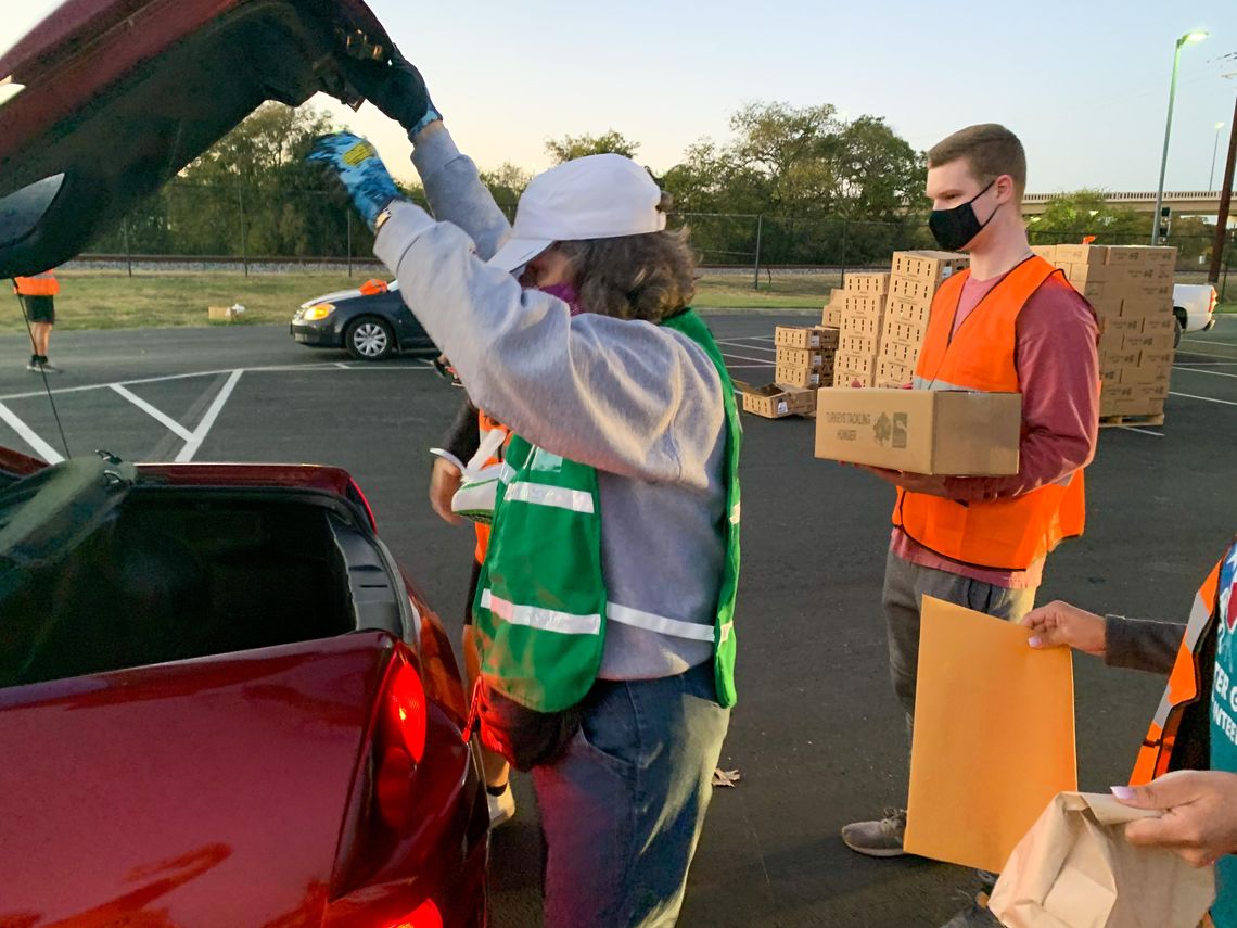 HELPING DURING THE HOLIDAYS: Hays County Food Bank giving to families in need 