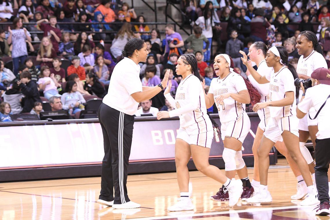 HISTORIC VICTORY: TXST’s Antoine becomes winningest head coach in program history